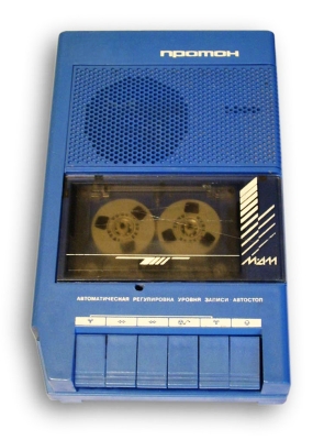 Портативный кассетный магнитофон "Протон М-411" 