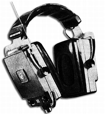 Стереофонический радиоприёмник в стереотелефонах "Эхо-601-стерео"