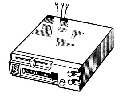 Автомобильный кассетный проигрыватель "Крунк-301-стерео"