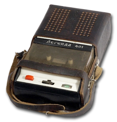 Портативный кассетный магнитофон "Легенда-401"