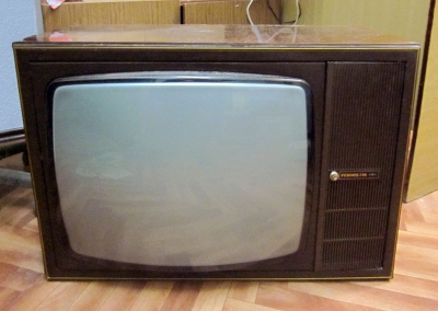 Телевизионный приёмник цветного изображения "Рекорд-716/Д" 