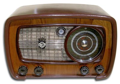 Радиоприёмник "ВЭФ М-517"